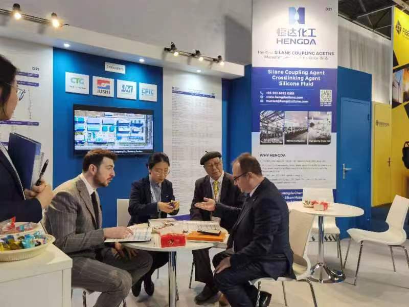 恒达化工参加在法国巴黎北维勒班特举办的 JEC WORLD 展览会